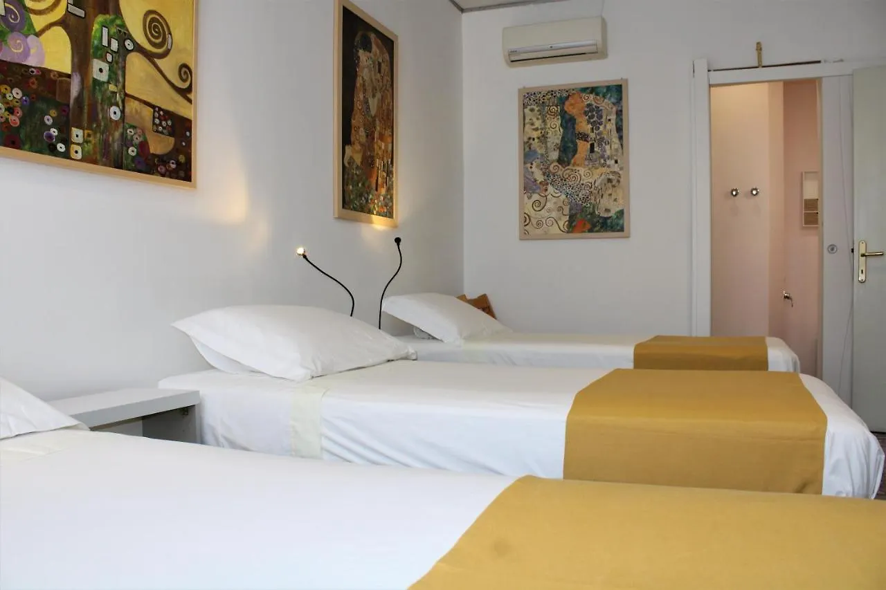 Hotel Casa Diaz Cagliari 2*,